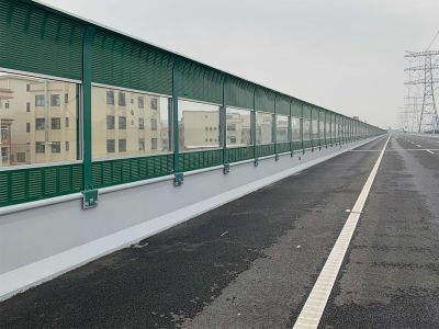 組合透明型公路聲屏障
