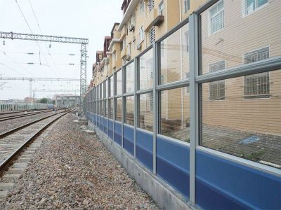 透明PC板鐵路聲屏障